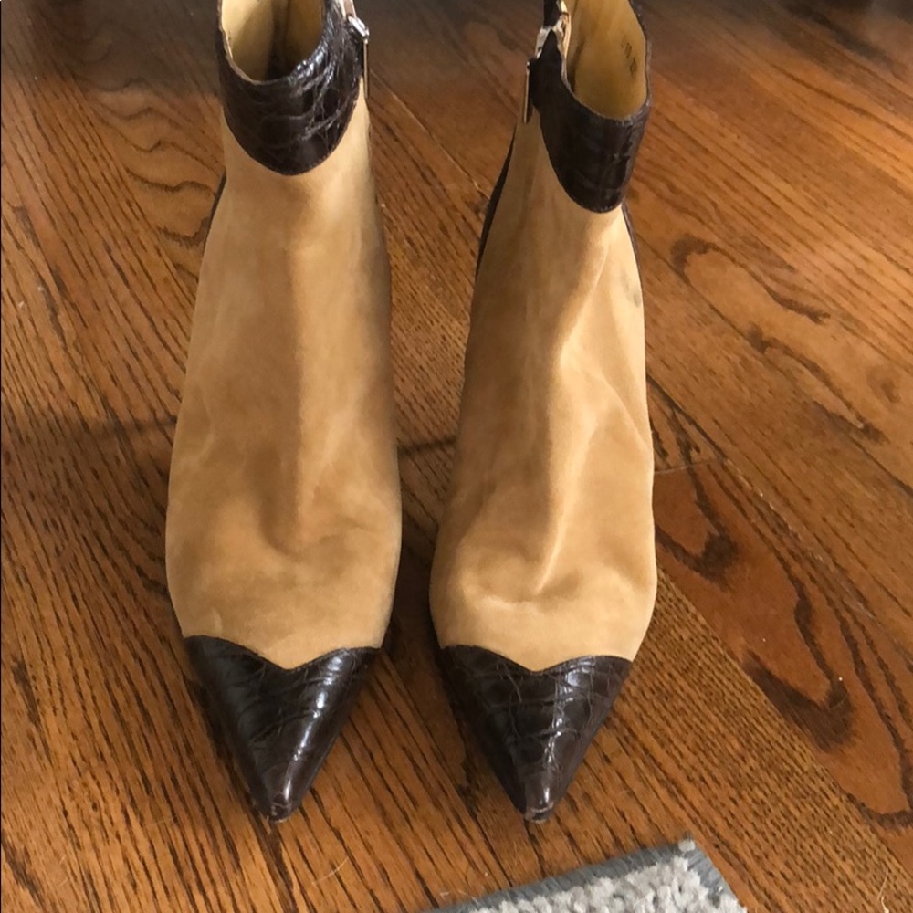 DOLCE & GABBANA sz 38. Suede and Croc Brown Boots